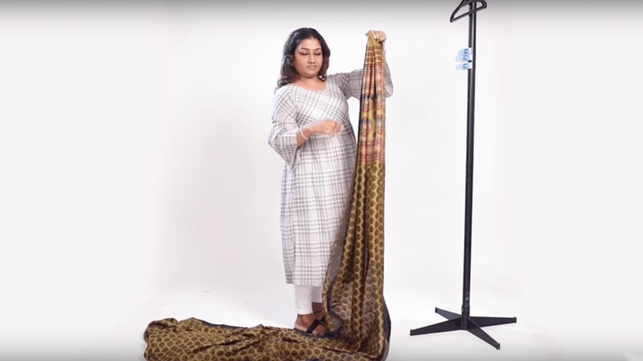 How to make perfect saree Pleats